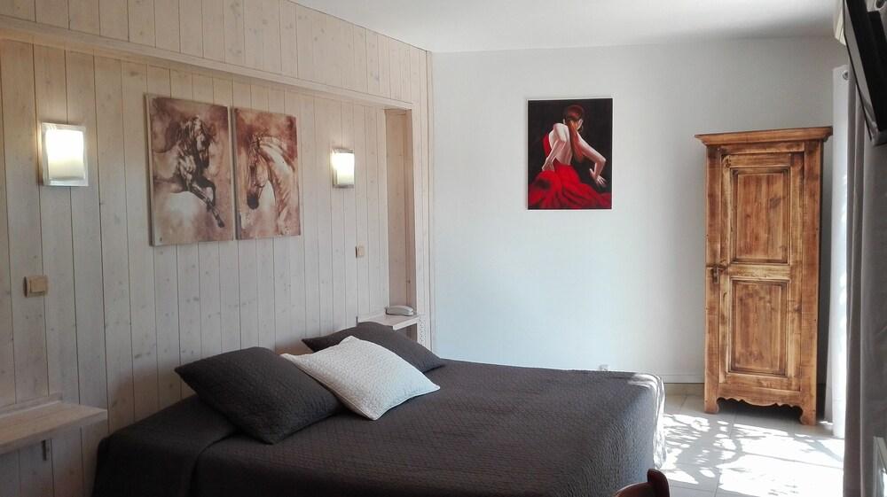L'Auberge Camarguaise サントマリー・ド・ラメール エクステリア 写真