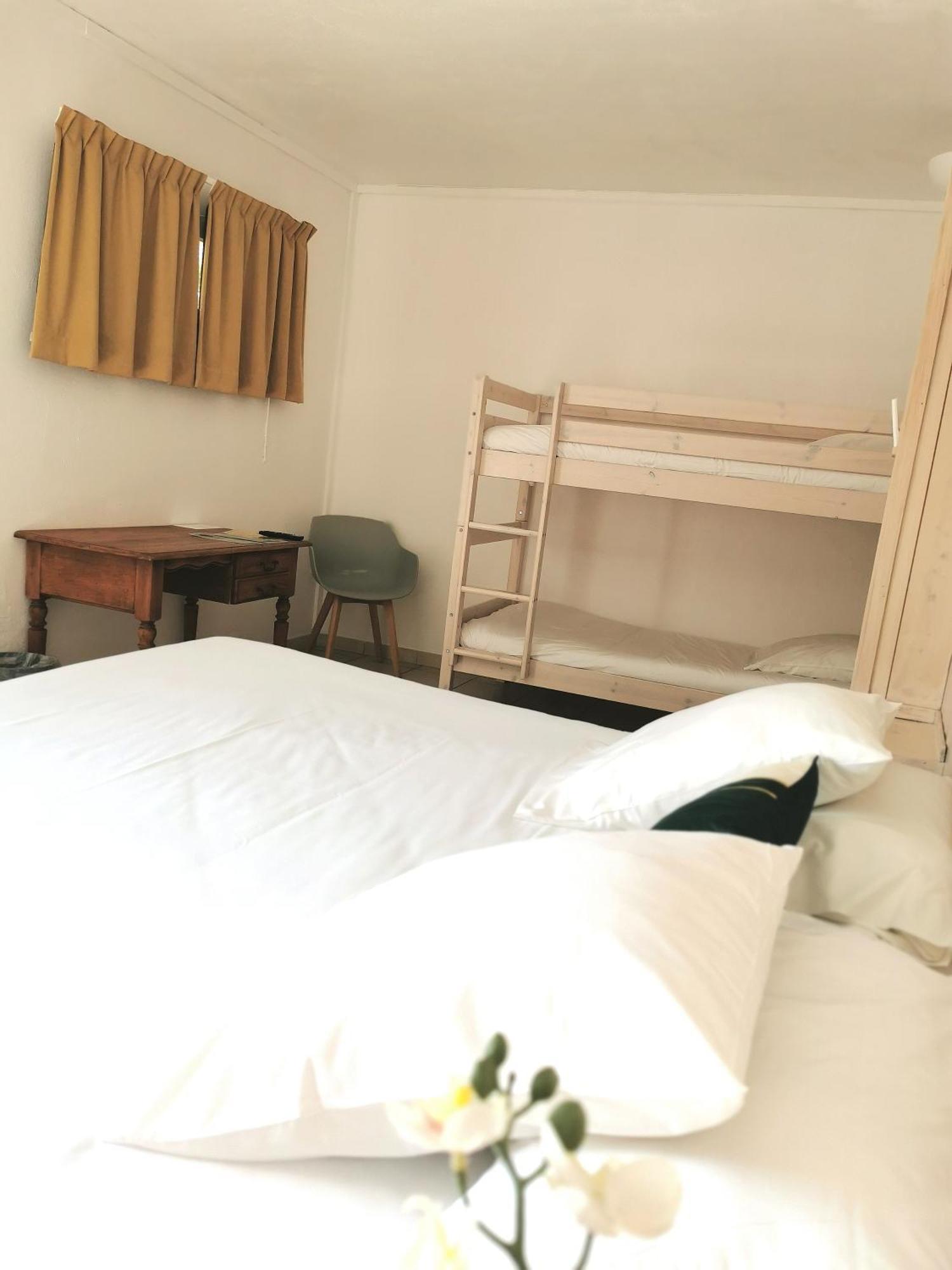 L'Auberge Camarguaise サントマリー・ド・ラメール エクステリア 写真