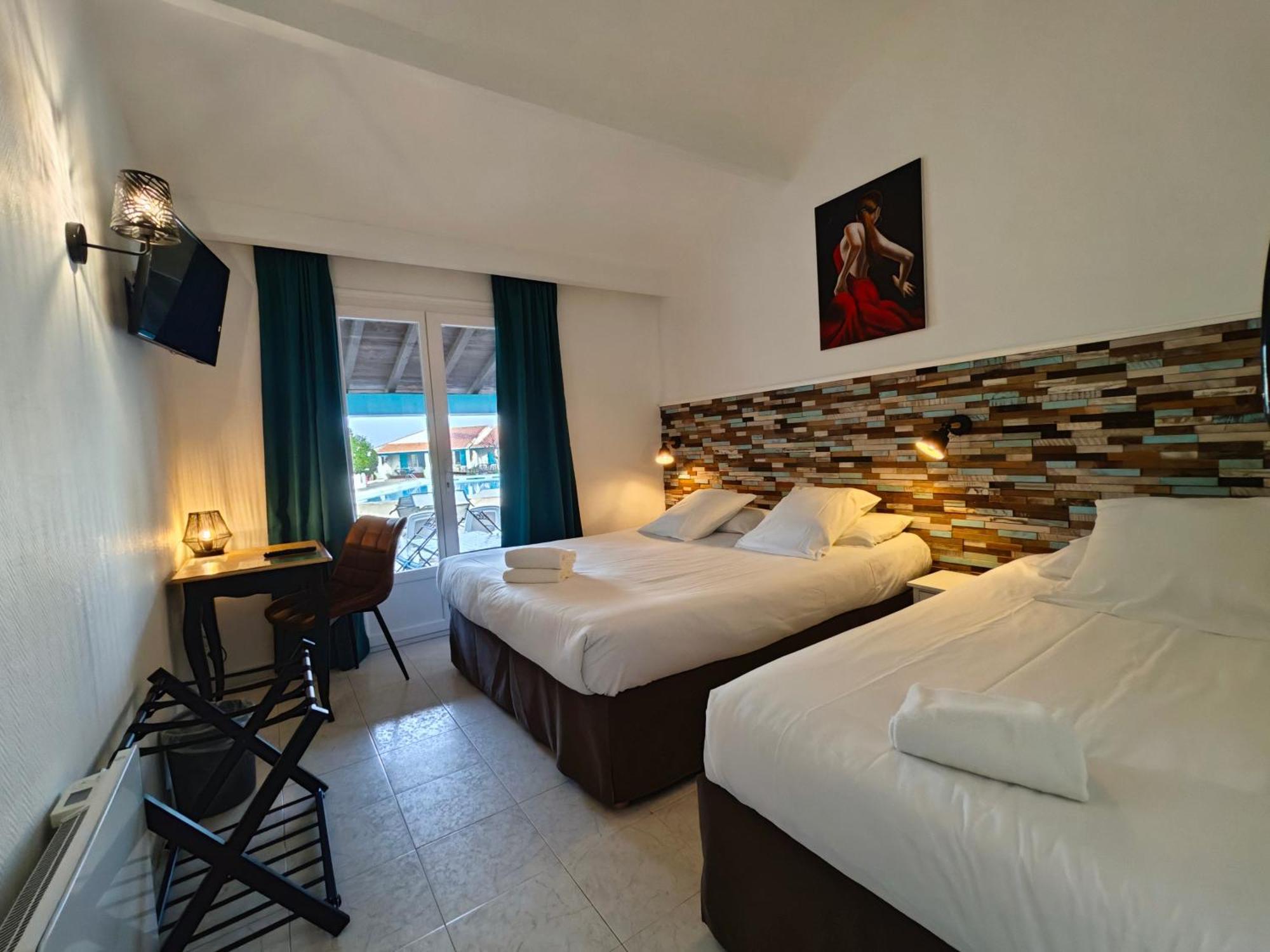 L'Auberge Camarguaise サントマリー・ド・ラメール エクステリア 写真